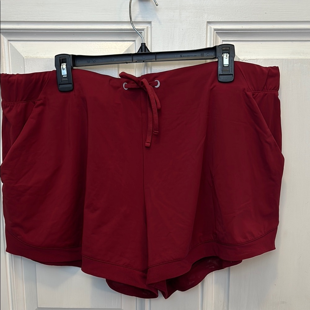 Avia Red Athletic Shorts Comfortable Mid-Thigh Fit